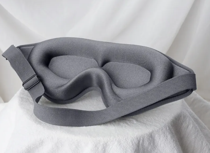 The Contoured Silk Sleep Mask